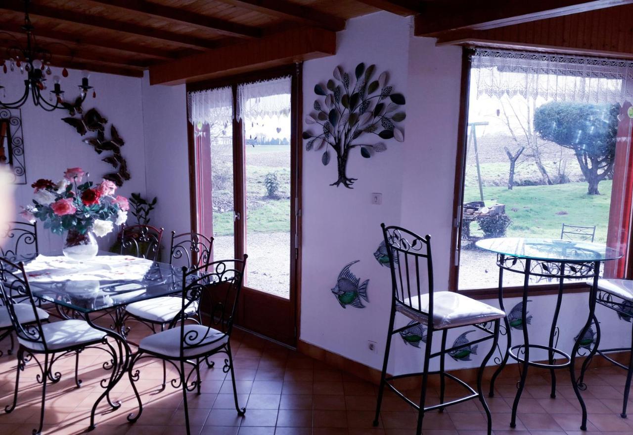 Chez Christine Bed & Breakfast Noyal-Pontivy Екстериор снимка