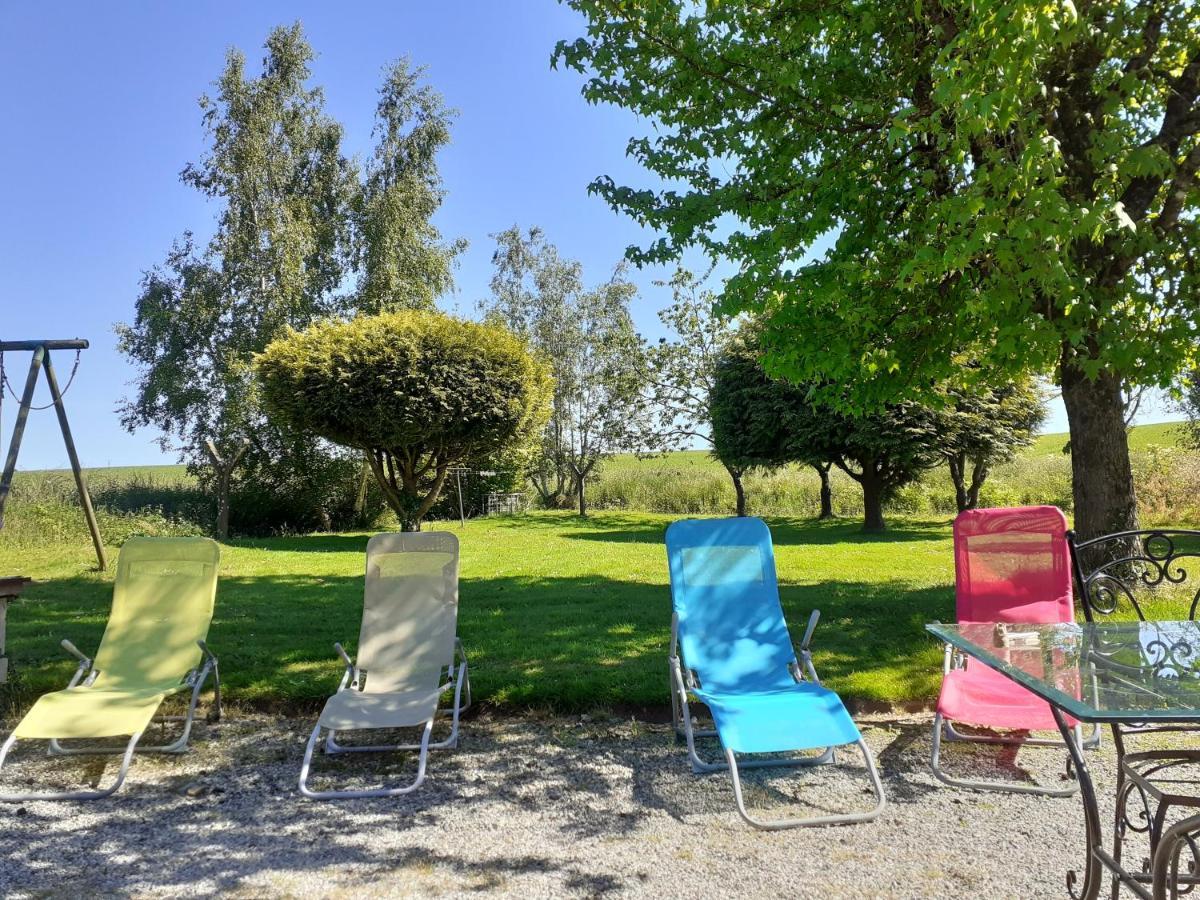 Chez Christine Bed & Breakfast Noyal-Pontivy Екстериор снимка